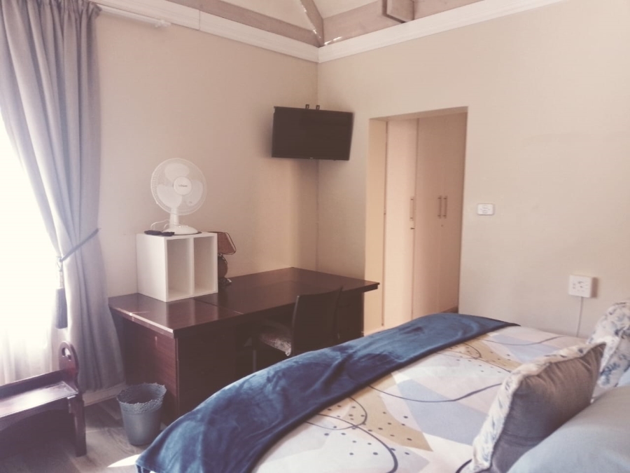 11 Bedroom Property for Sale in Riebeeckstad Free State